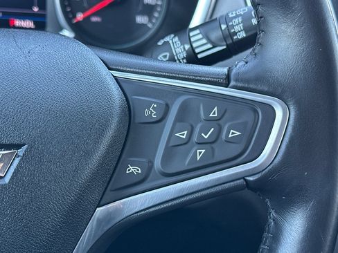 Used 2022 Chevrolet Equinox LT w/ Driver Convenience Package FWD image 31