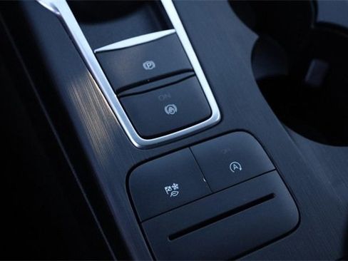 Used 2025 Ford Escape ST-Line image 18