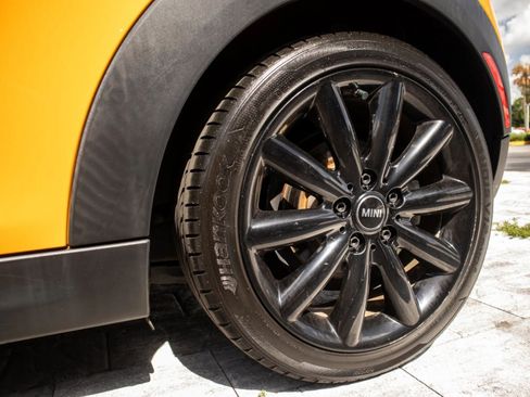 Used 2014 MINI Cooper 2-Door Hardtop FWD image 16