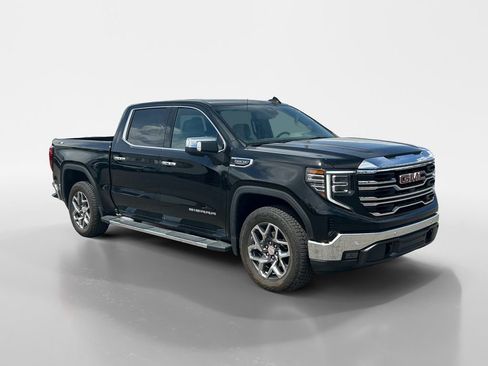 Used 2024 GMC Sierra 1500 SLT w/ SLT Premium Plus Package image 9
