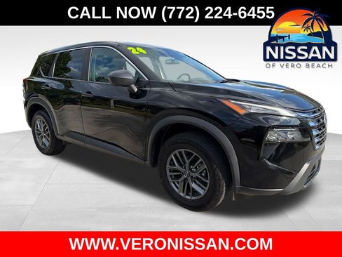 Used 2024 Nissan Rogue S FWD image 1