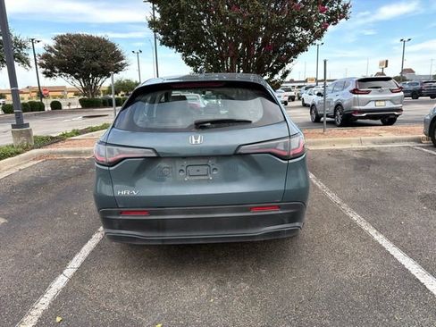 Used 2024 Honda HR-V LX image 7