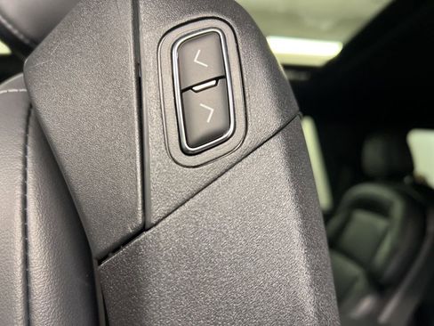 New 2026 Lincoln Navigator Reserve w/ Jet Appearance Package image 33