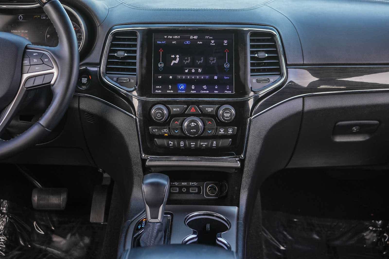 Used 2019 Jeep Grand Cherokee Overland AWD/4WD image 13
