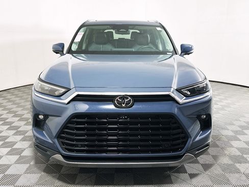 Used 2024 Toyota Grand Highlander Platinum image 8