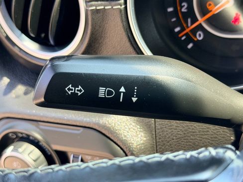 Used 2020 Jeep Gladiator Overland AWD/4WD image 34