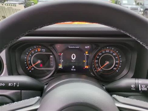 New 2025 Jeep Gladiator Sport image 33