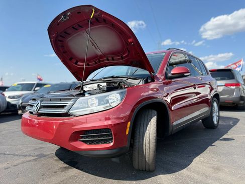 Used 2016 Volkswagen Tiguan S FWD image 8