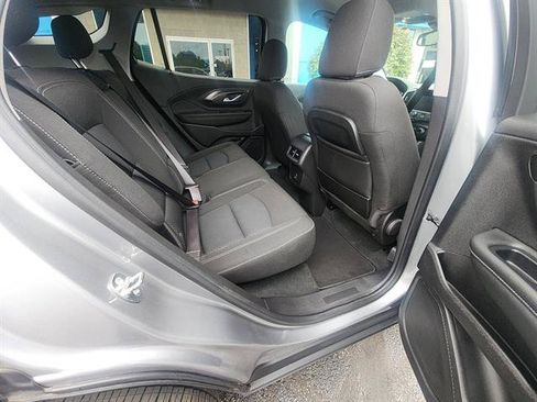 Used 2024 GMC Terrain SLE w/ Driver Convenience Package AWD/4WD image 12