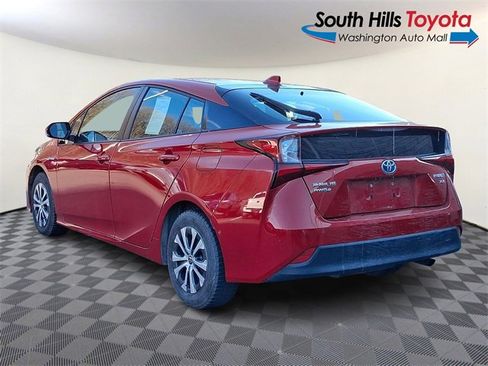 Used 2020 Toyota Prius XLE w/ Advanced Technology Package image 4