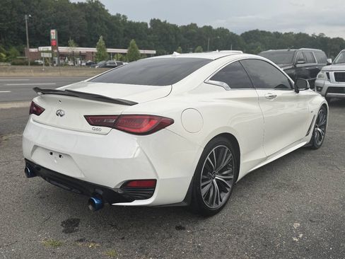 Used 2020 INFINITI Q60 3.0t Luxe RWD image 6