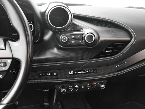 Certified 2020 Ferrari F8 Tributo image 38