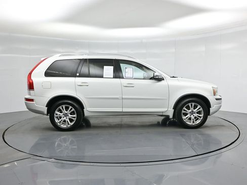 Used 2013 Volvo XC90 3.2 image 23