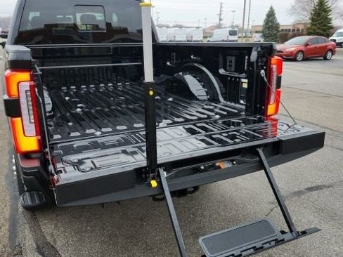 New 2026 Ford F250 Platinum w/ Platinum Plus Package image 19