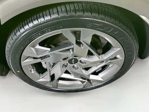 Used 2023 Genesis GV60 Performance AWD/4WD image 11