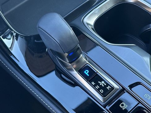 Certified 2025 Lexus NX 250 FWD w/ Premium Package image 18