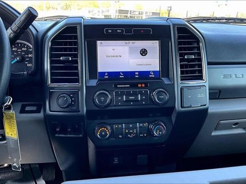 Used 2021 Ford F250 XLT AWD/4WD image 16