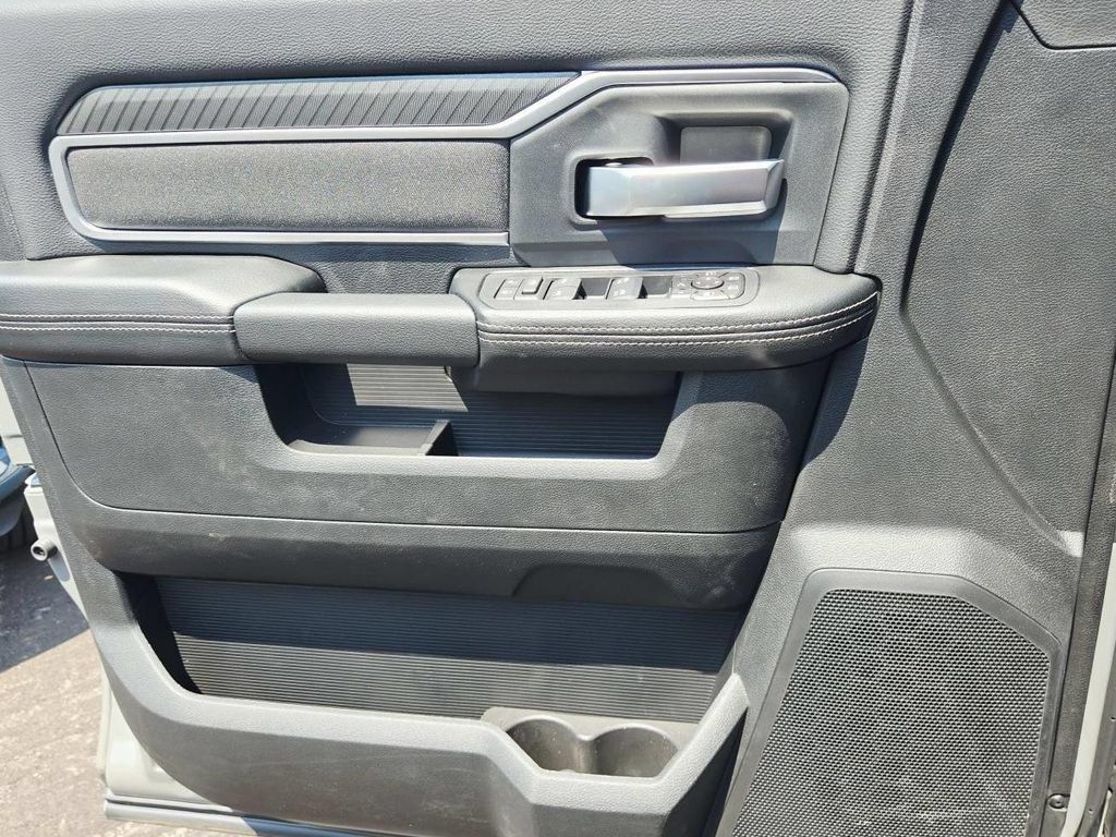 New 2026 RAM 2500 Big Horn AWD/4WD image 31