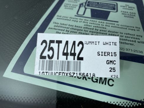 Used 2025 GMC Sierra 1500 Elevation image 34