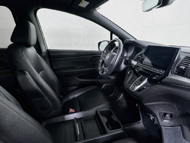 Used 2023 Honda Odyssey Sport image 26
