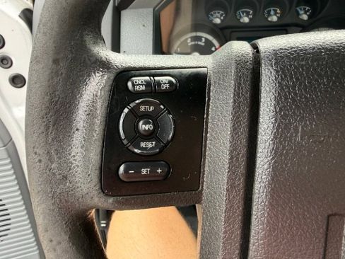 Used 2016 Ford F250 XL w/ Power Equipment Group image 19