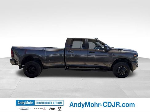 New 2026 RAM 3500 Big Horn AWD/4WD image 9