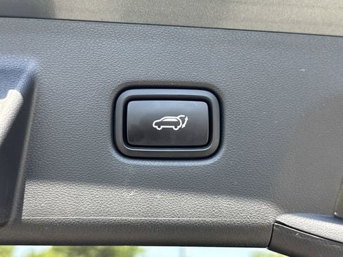 Certified 2024 Hyundai Tucson Limited AWD/4WD image 19