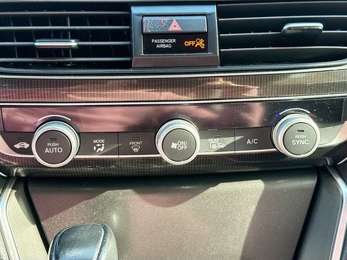 Used 2022 Honda Accord Sport Special Edition image 12