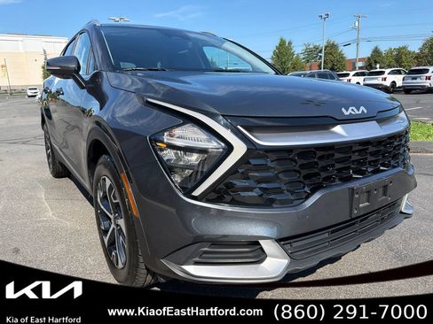 Certified 2023 Kia Sportage EX AWD/4WD image 4