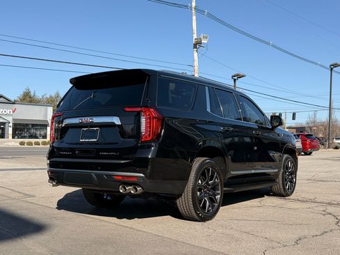 Used 2024 GMC Yukon Denali image 3