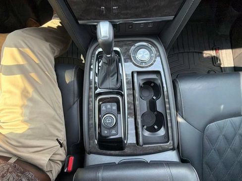Used 2023 Nissan Armada Platinum w/ Captain's Chairs Package RWD image 26