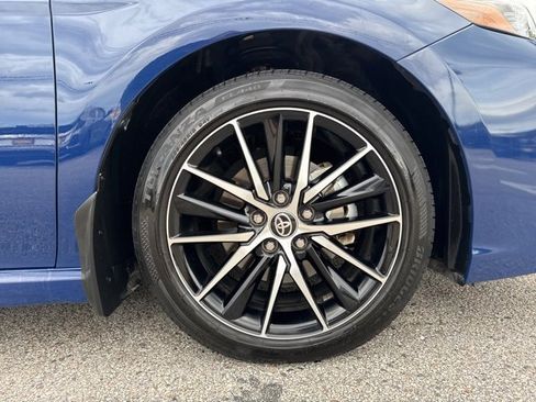 Used 2023 Toyota Camry SE image 9