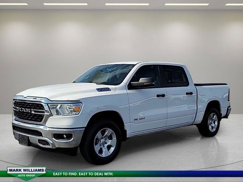 Used 2023 RAM 1500 Big Horn AWD/4WD image 8