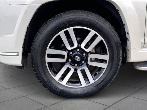 Used 2016 Toyota 4Runner Limited image 10