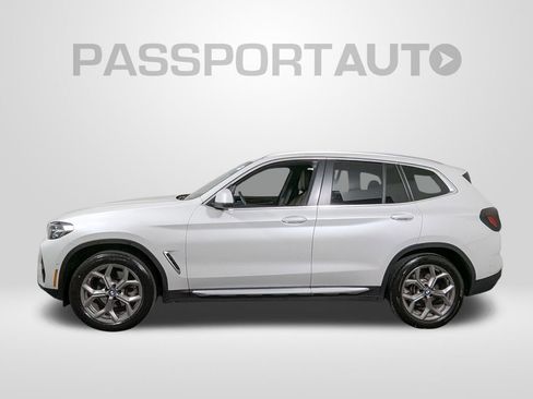 Used 2023 BMW X3 xDrive30i w/ Premium Package image 2