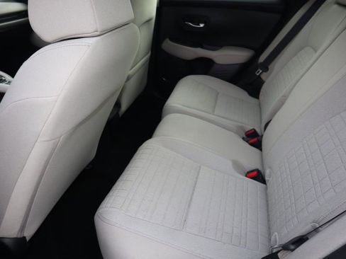Used 2025 Honda HR-V LX image 18