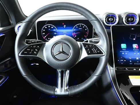 Used 2026 Mercedes-Benz GLC 300 4MATIC image 18