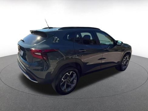 Used 2025 Chevrolet Trax LT image 15