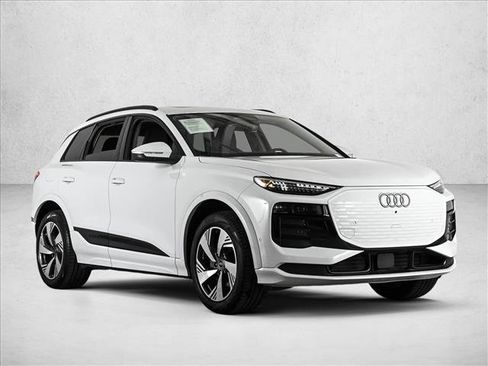 Used 2025 Audi Q6 e-tron Premium Plus w/ Premium Plus AWD/4WD image 3