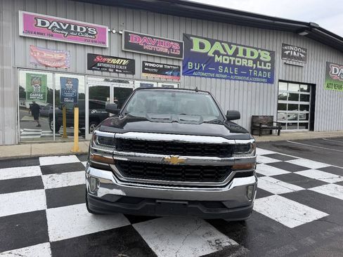 Used 2017 Chevrolet Silverado 1500 LT w/ All Star Edition RWD image 3