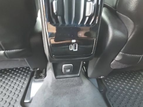 Used 2023 Jeep Compass Latitude w/ Convenience Group AWD/4WD image 22