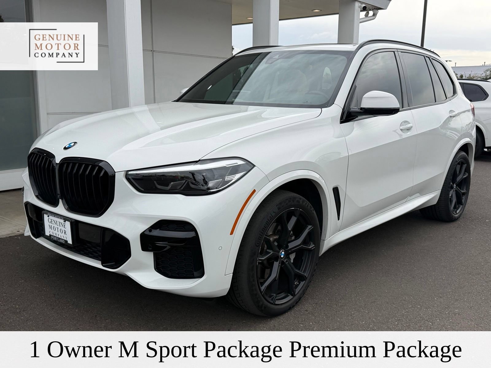 Used 2023 BMW X5 xDrive40i w/ M Sport Package AWD/4WD image 1