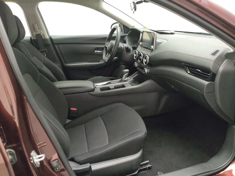 Used 2024 Nissan Sentra SV FWD image 21