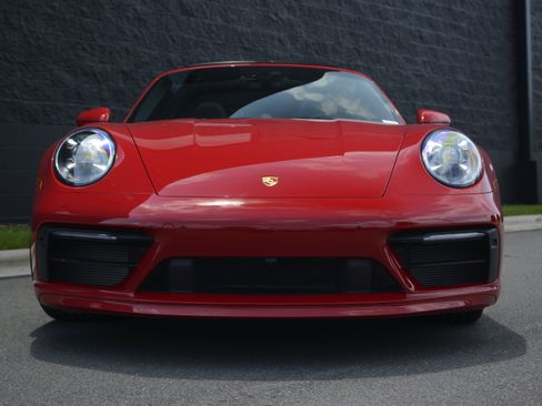 Used 2022 Porsche 911 Targa 4S AWD/4WD image 9