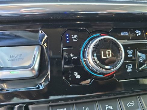 Certified 2024 GMC Sierra 2500 Denali w/ Denali Reserve Package image 22