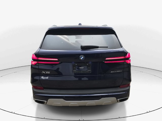 Used 2024 BMW X5 xDrive50e w/ Executive Package AWD/4WD image 7