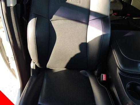 Used 2016 RAM 2500 Laramie image 18