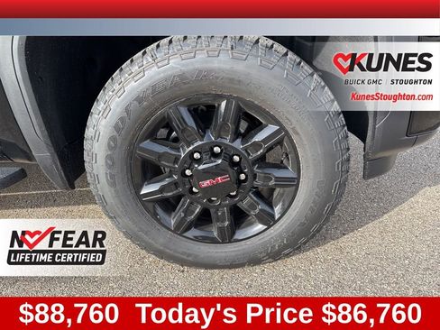 New 2026 GMC Sierra 2500 AT4 w/ AT4 Premium Plus Package image 16