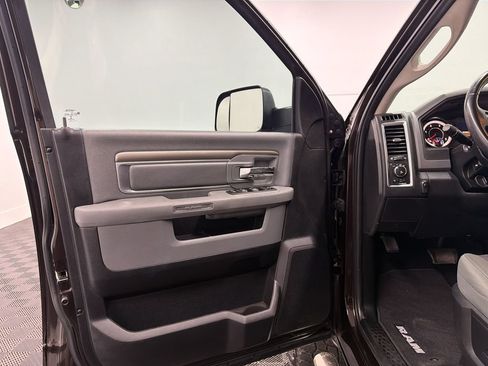 Used 2016 RAM 2500 Big Horn AWD/4WD image 14