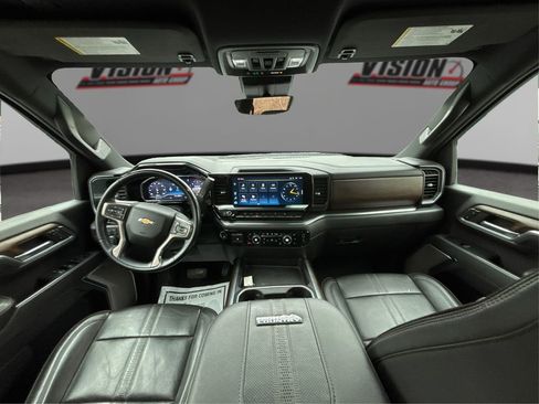Used 2024 Chevrolet Silverado 2500 High Country w/ Technology Package AWD/4WD image 26